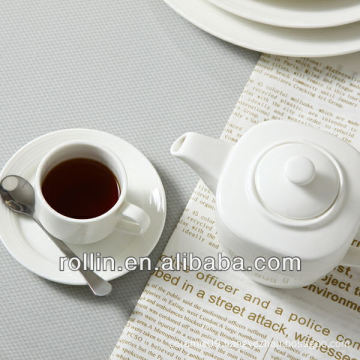 Stave lines style restaurant used white fine porcelain tea set, tea pot and tea cup wholesale